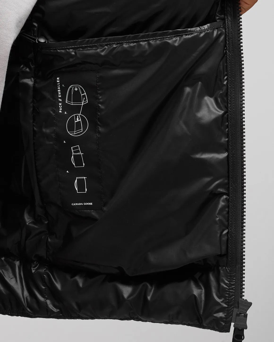 "Goose" Shiny Vest