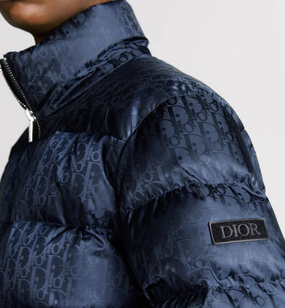 "D" Oblique Puffer Blau