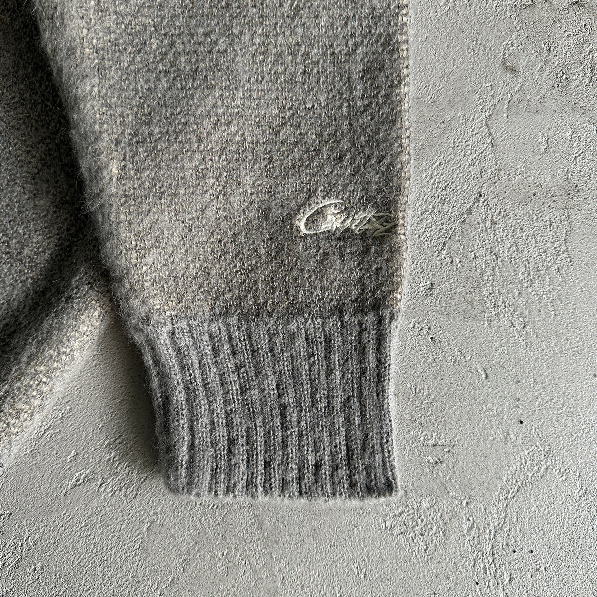"CRTZ" Mohair Beige/Grau