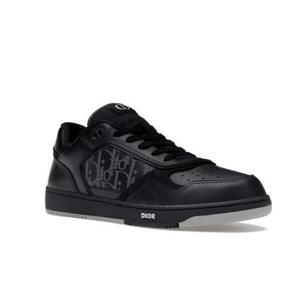 "B27-Low" Sneaker